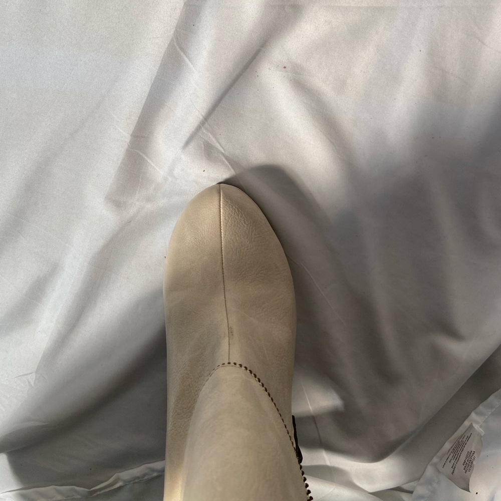 Awesome Booties - Picture 2 of 4